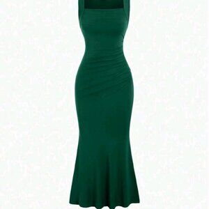 NWT Dark Green Stretchy Shein Bodycon Sleeveless Dress - Size 6(M)